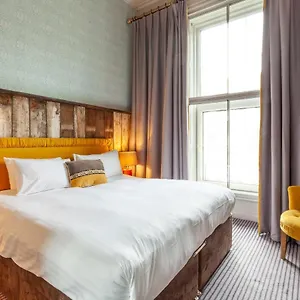 2* Szálloda House Bedrooms